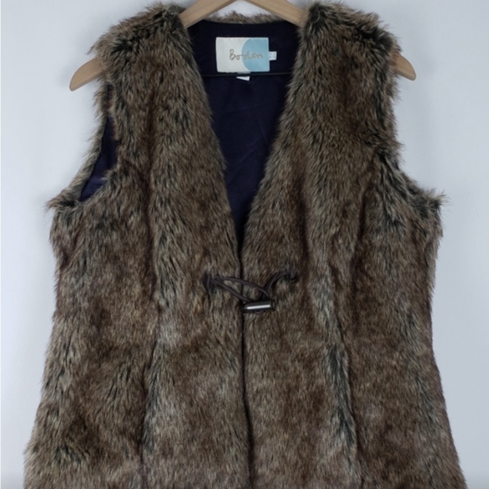 Boden women’s Brown Faux Fur Toggle Vest sz 12